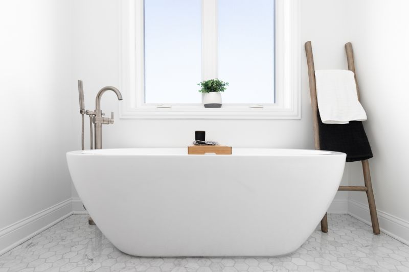 Traditional Bathtub Image